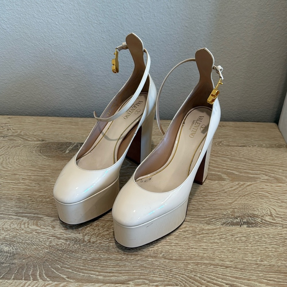 Valentino Tan Go Off White Platforms